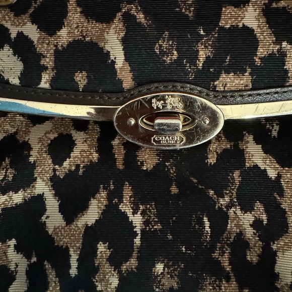 Coach Shoulder Bag Animal Print Canvas &  Brown Leather Good Condition - Picture 3 of 9